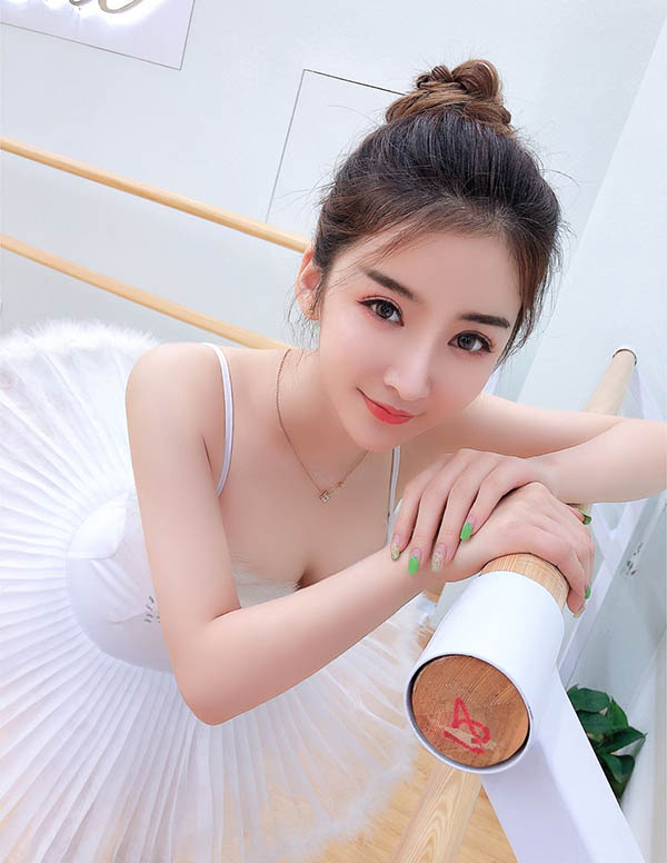 洛杉矶商务模特微信